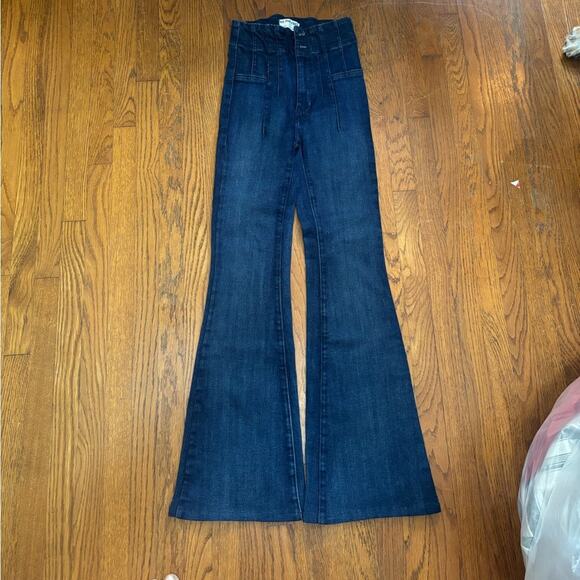 Fantastic We The Free People Just Float On flare bell bottom 25 Made in Turkey - Picture 1 of 12